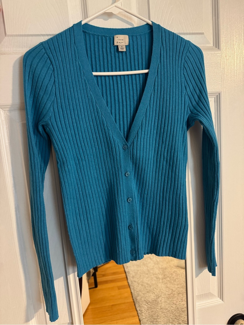 a new day Teal Ribbed V-Neck Button-Front Cardigan- NWOT